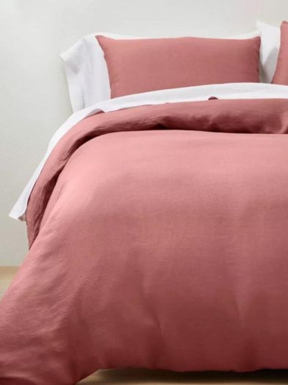 Brand New with Tags Hemp Duvet & Sham Set - Casaluna, Rose, King.